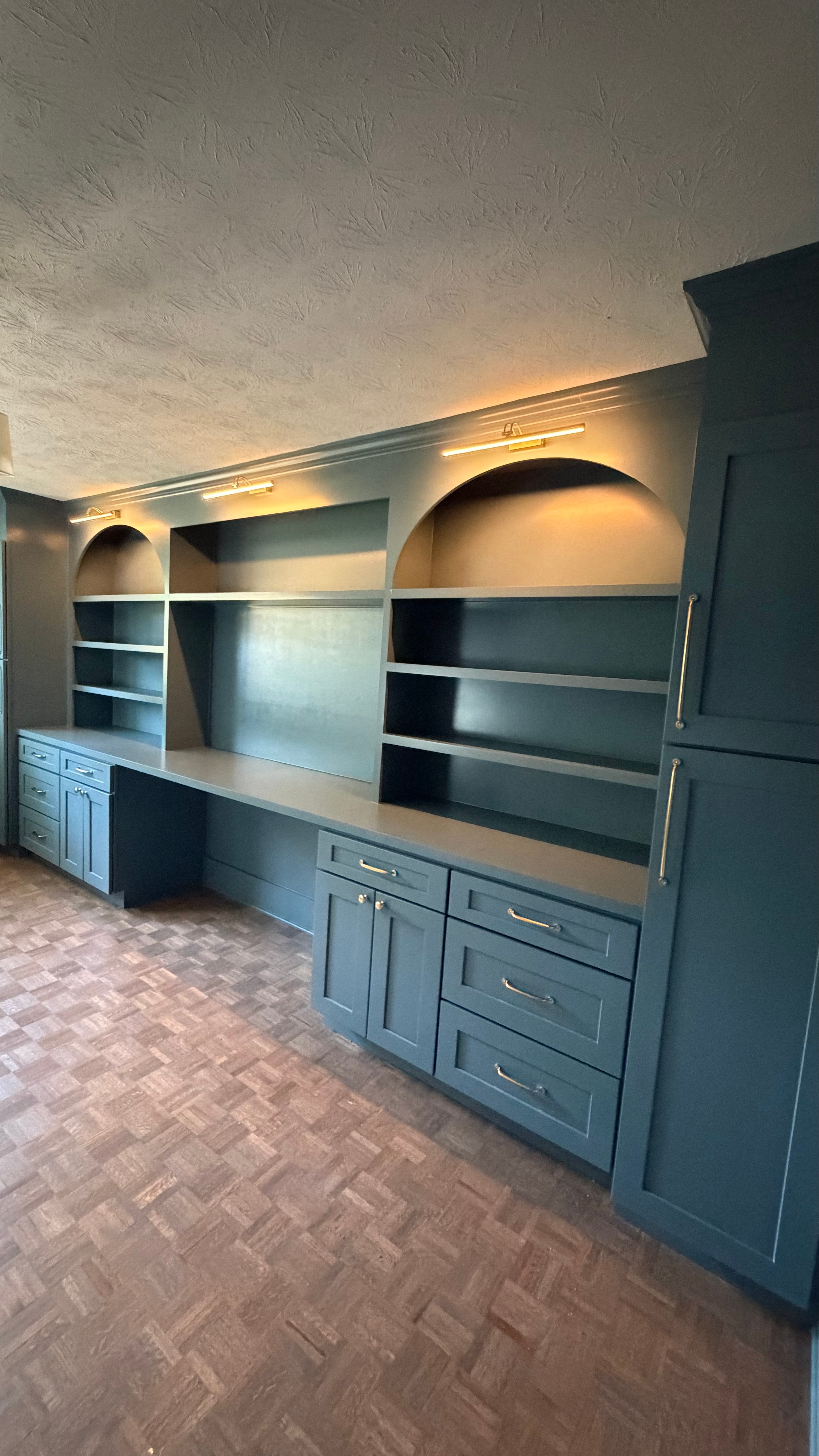 Custom Built-In Office Wall with Arched Shelving — San Jose, Jacksonville FL — San jose, Jacksonville, FL